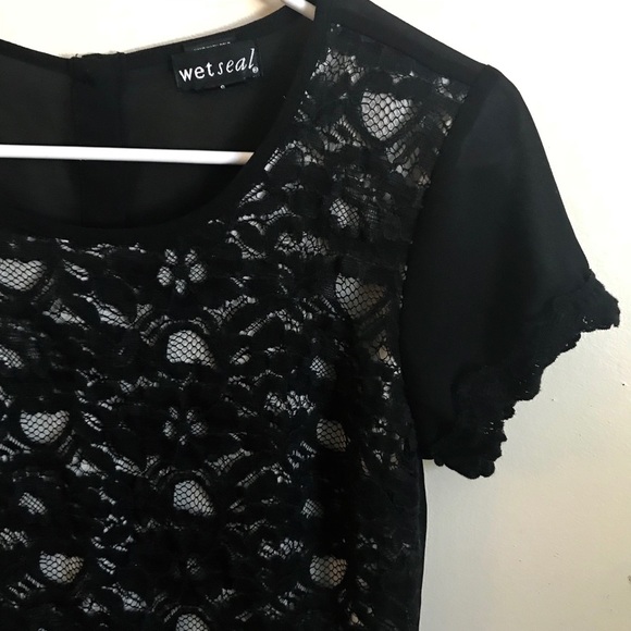 Chiffon Lace Wet Seal blouse - Picture 4 of 8